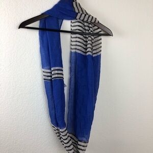 Infinity Women’s Scarf, Blue and White
